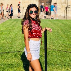 Meet your Posher, Jackie